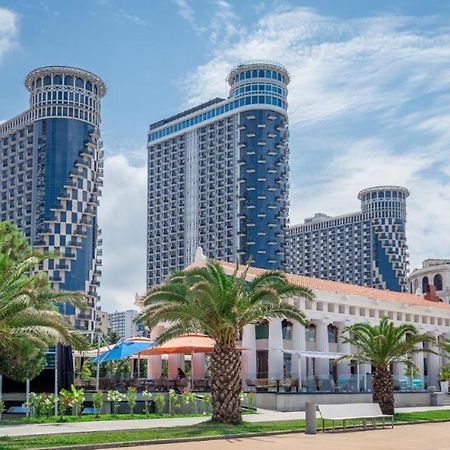 Apartments Batumi バトゥーミ エクステリア 写真