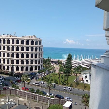 Apartments Batumi バトゥーミ エクステリア 写真